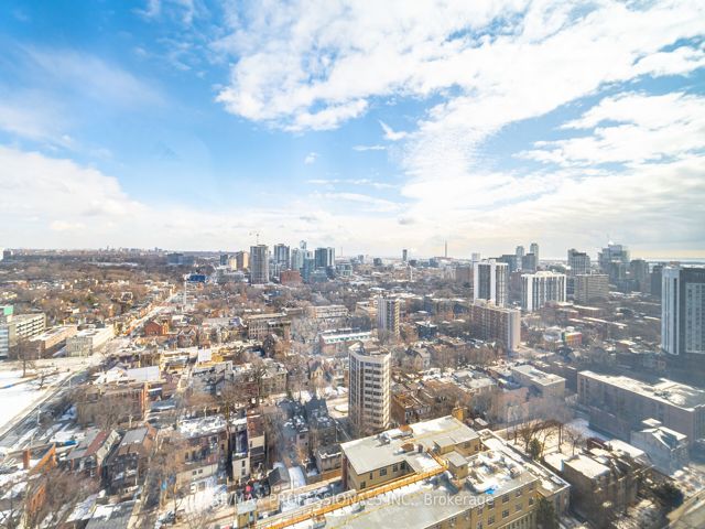 2615 - 319 Jarvis St