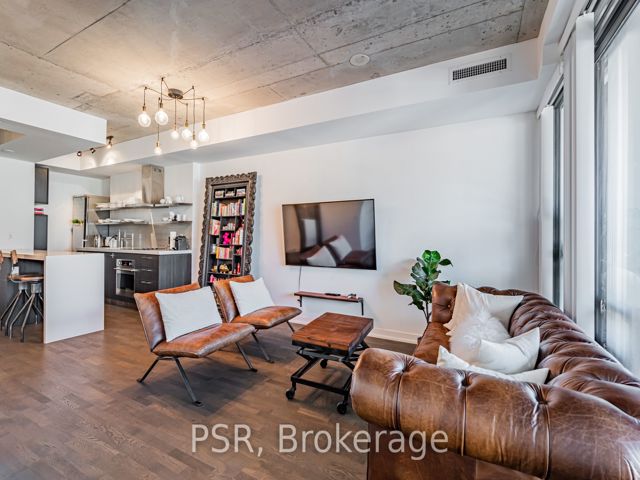 610 - 560 King St W