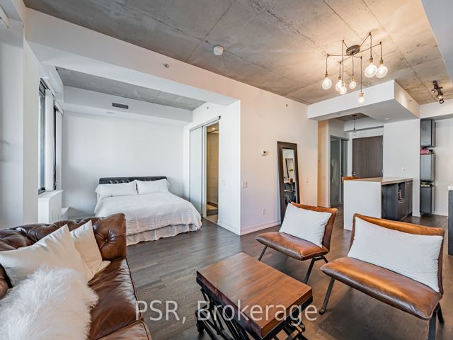 610 - 560 King St W