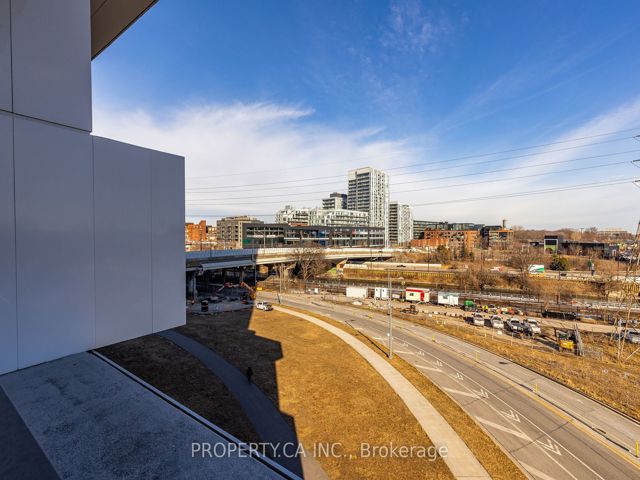 511 - 170 Bayview Ave