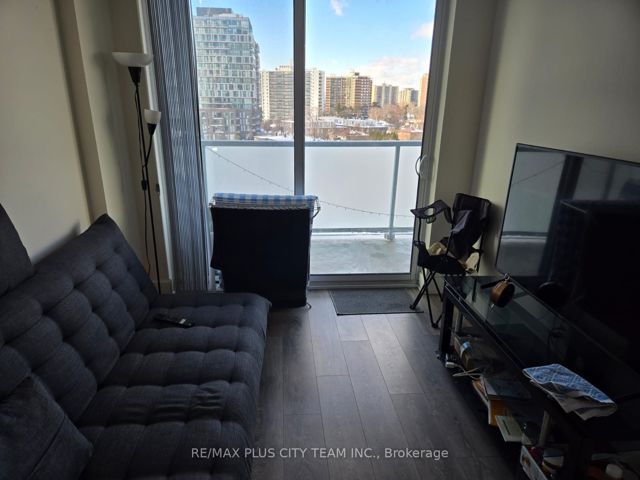 707 - 188 Fairview Mall Dr