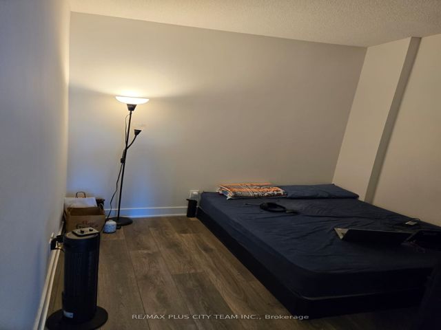 707 - 188 Fairview Mall Dr