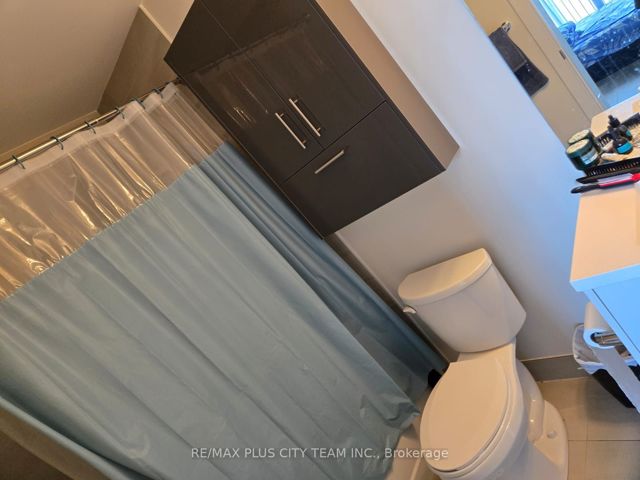 707 - 188 Fairview Mall Dr