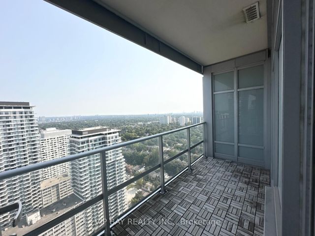 3901 - 2191 Yonge St