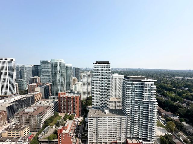 3901 - 2191 Yonge St