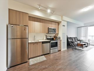 312 - 3237 Bayview Ave