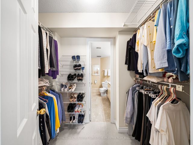 602 - 1177 Yonge St