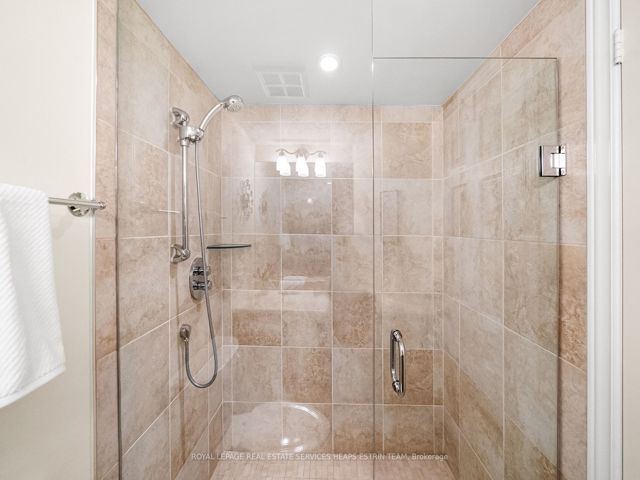 602 - 1177 Yonge St