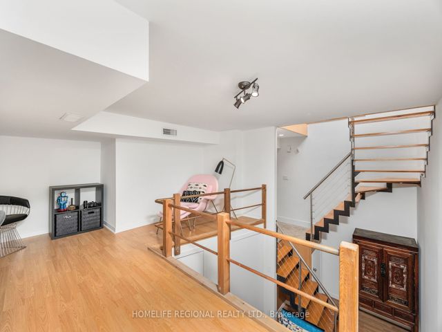 6 - 62 Claremont St
