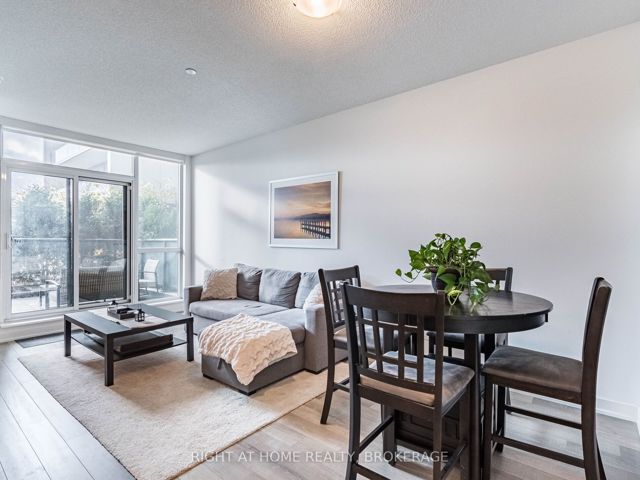 216 - 1603 Eglinton Ave W