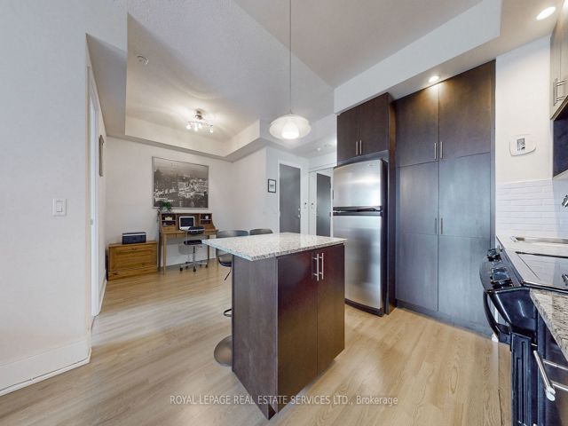 301 - 181 Wynford Dr