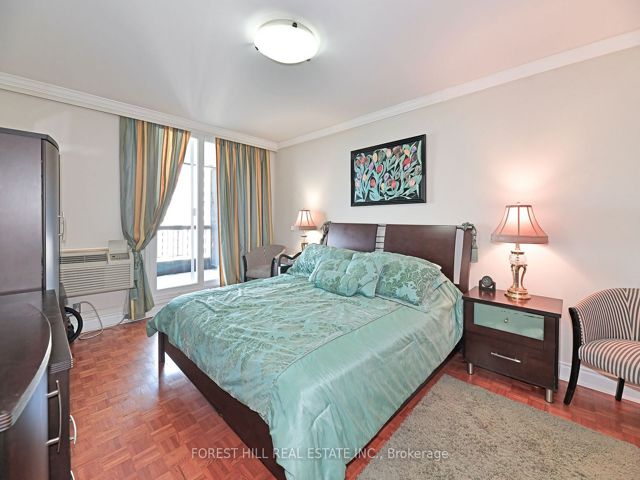 2404 - 135 Antibes Dr
