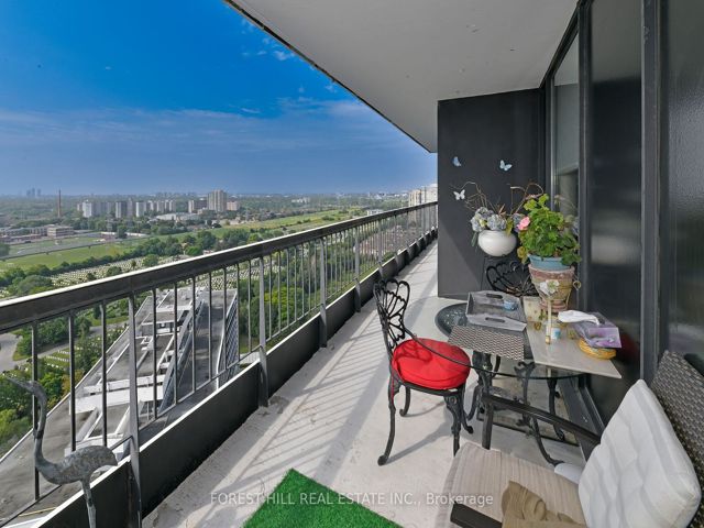 2404 - 135 Antibes Dr