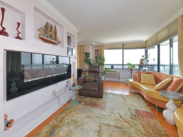 2404 - 135 Antibes Dr