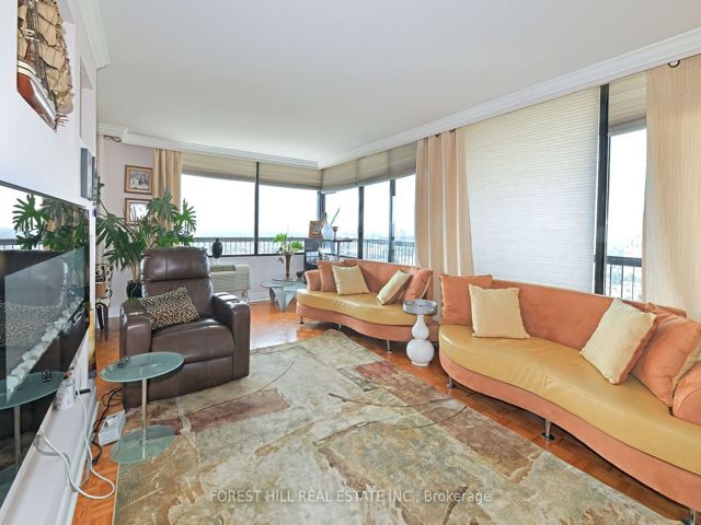 2404 - 135 Antibes Dr