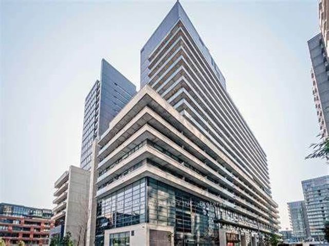 718W - 36 Lisgar St