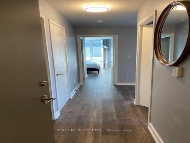 1202 - 4K Spadina Ave