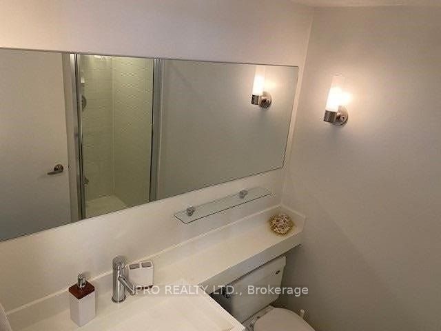 1202 - 4K Spadina Ave
