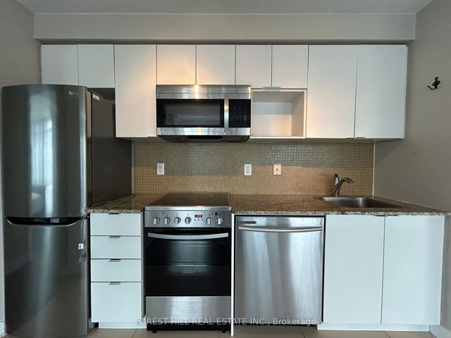 2906 - 15 Fort York Blvd
