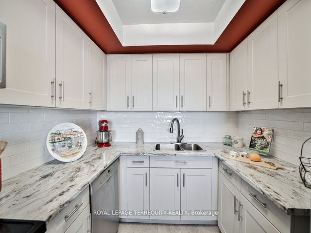 1106 - 195 Wynford Dr