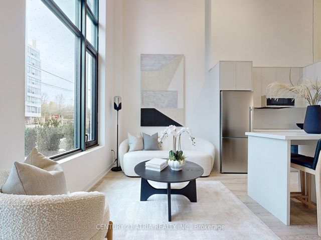 101 - 250 Lawrence Ave W