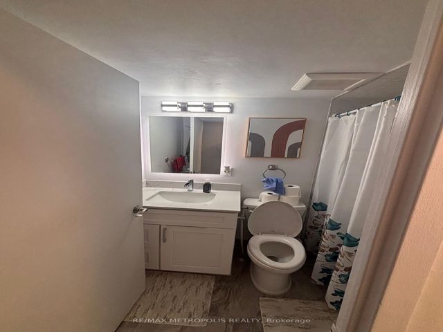405 - 1350 York Mills Rd