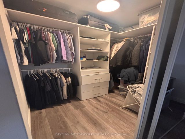 405 - 1350 York Mills Rd