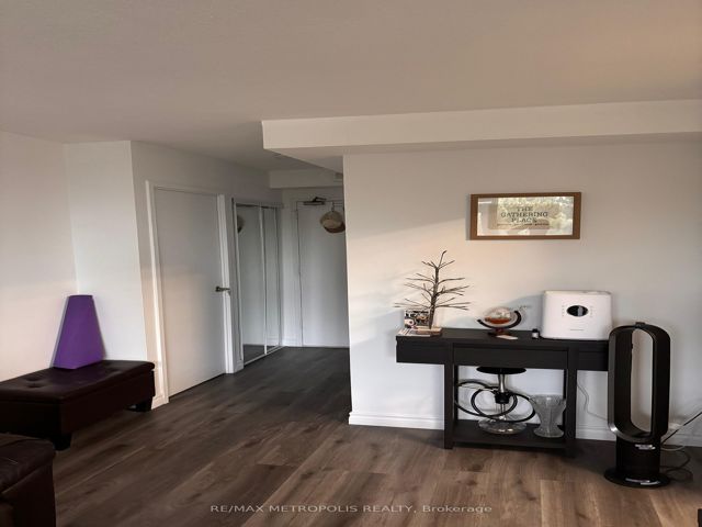 405 - 1350 York Mills Rd