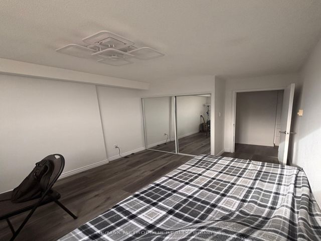 405 - 1350 York Mills Rd