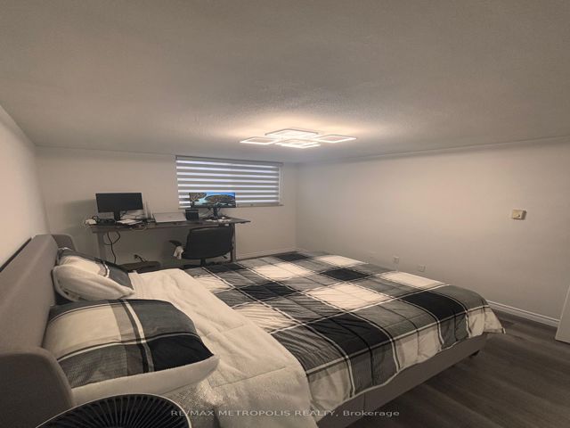 405 - 1350 York Mills Rd