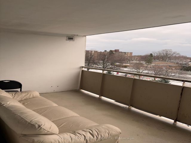 405 - 1350 York Mills Rd