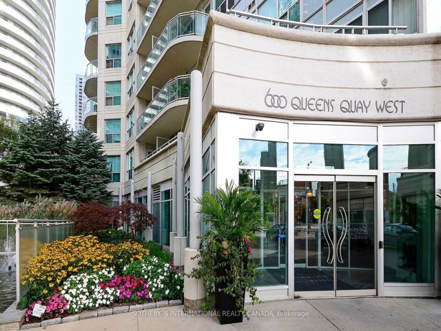 203 - 600 Queens Quay W