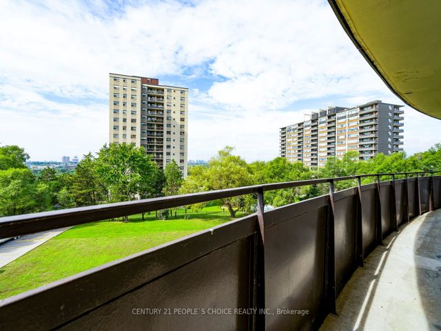 1501 - 2960 Don Mills Rd
