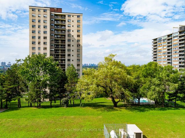 1501 - 2960 Don Mills Rd
