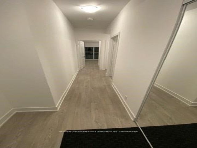 807 - 11 Lillian St