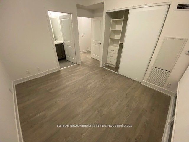 807 - 11 Lillian St