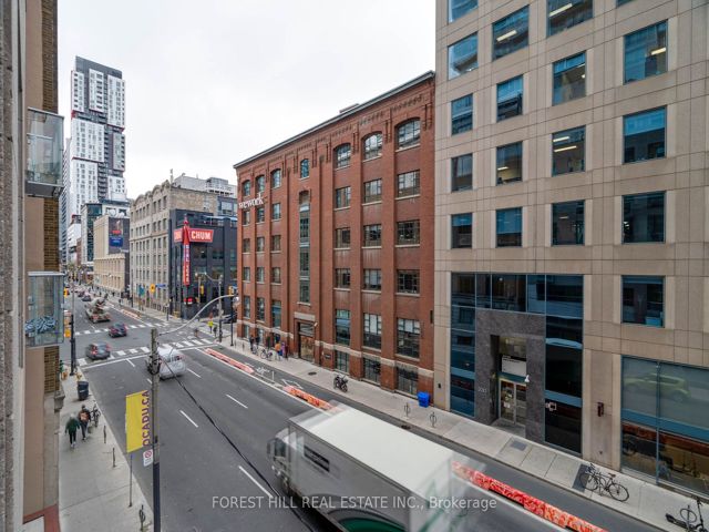 318 - 199 Richmond St W