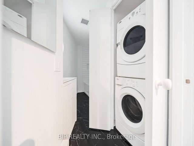 SPH16 - 600 Queens Quay W