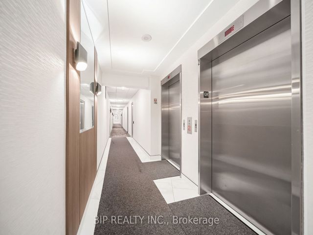 SPH16 - 600 Queens Quay W
