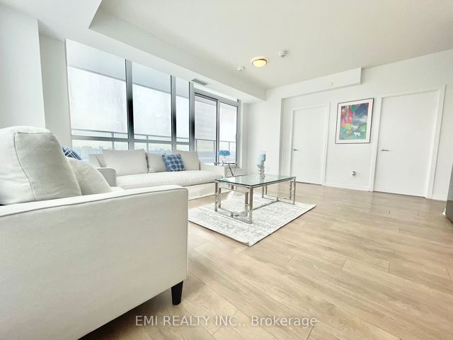405 - 36 Forest Manor Rd