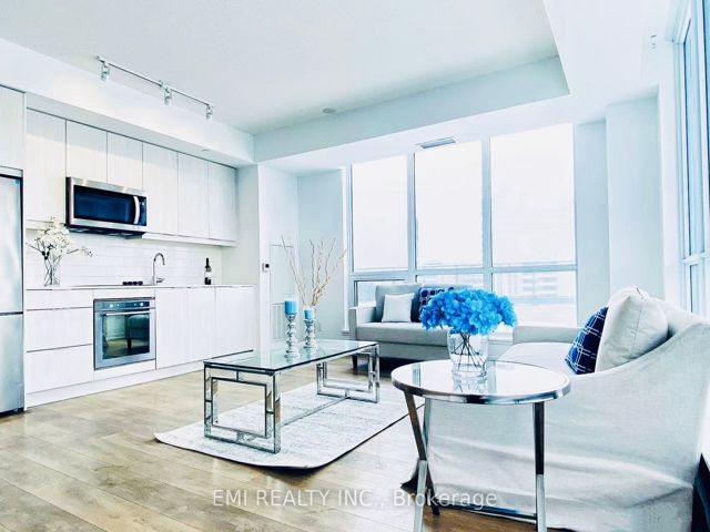 405 - 36 Forest Manor Rd