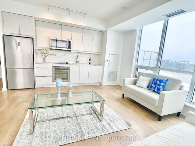 405 - 36 Forest Manor Rd