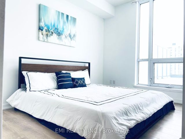 405 - 36 Forest Manor Rd