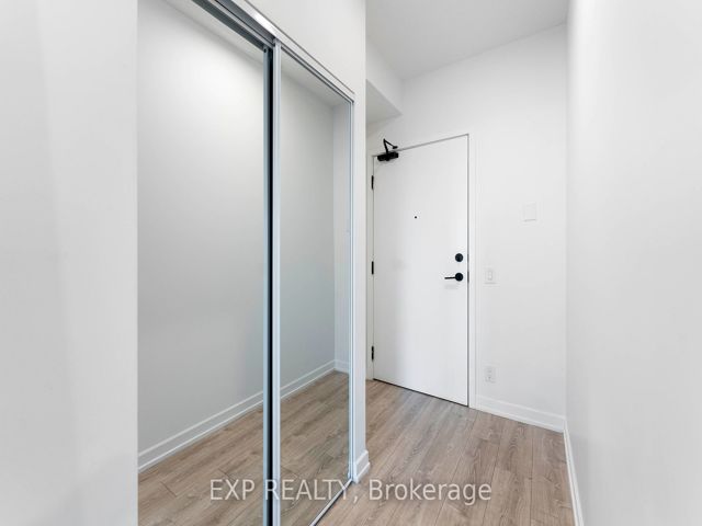1605 - 20 Tubman Ave E