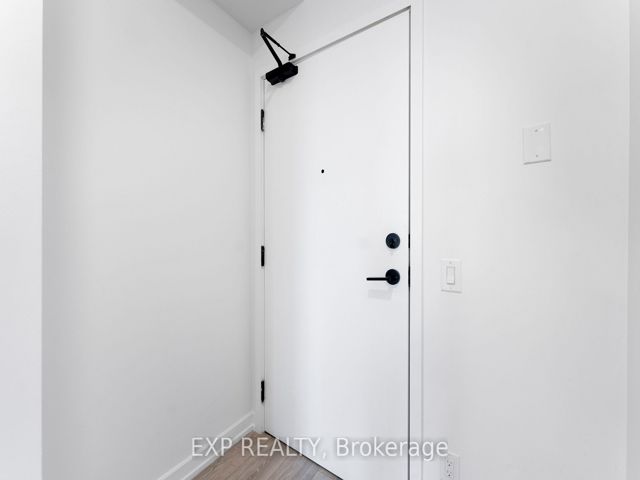 1605 - 20 Tubman Ave E