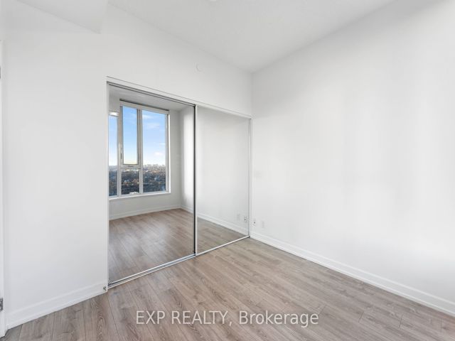 1605 - 20 Tubman Ave E