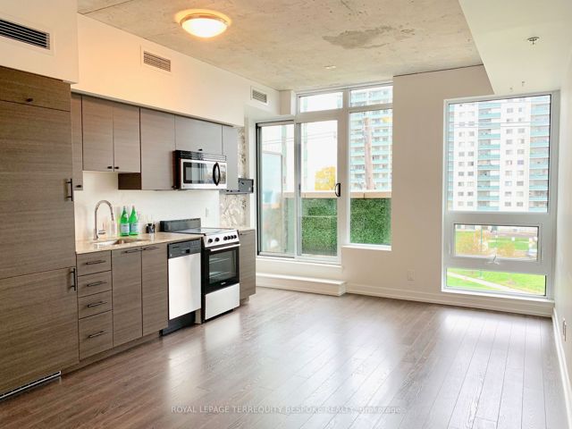 409 - 707 Dovercourt Ave
