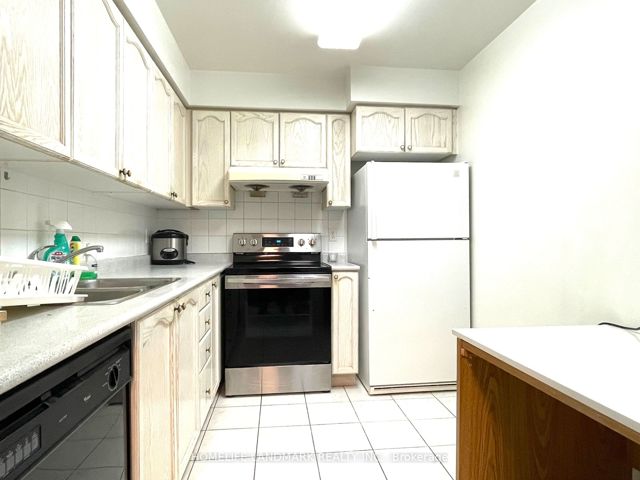 1210 - 29 Pemberton Ave