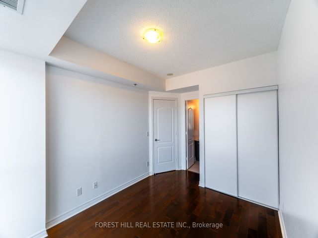 510 - 2756 Old Leslie St