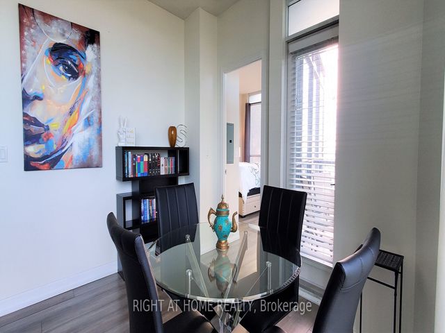 2502 - 219 Fort York Blvd